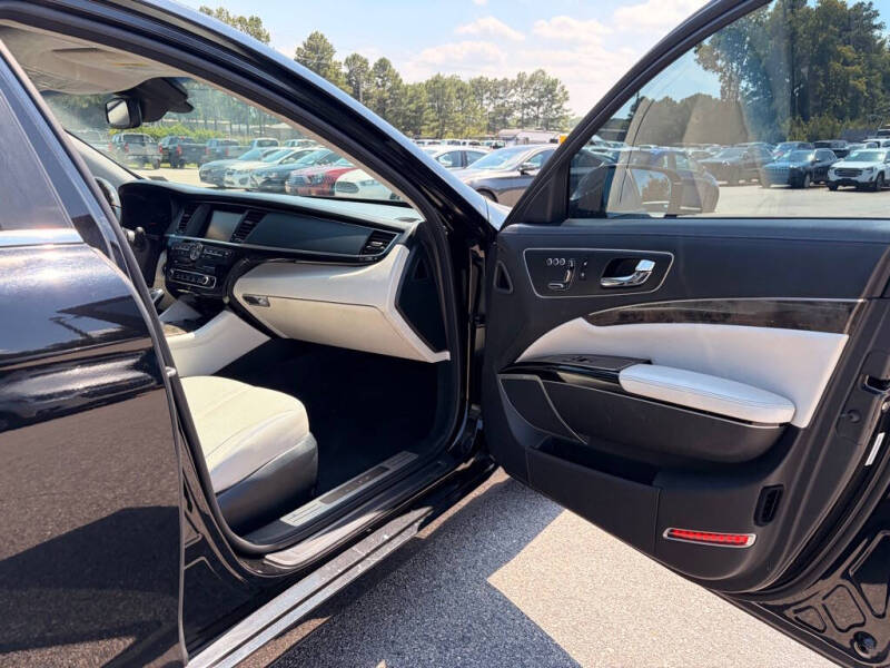 2015 Kia K900 Luxury