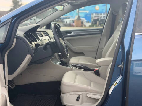 2017 Volkswagen Golf Alltrack