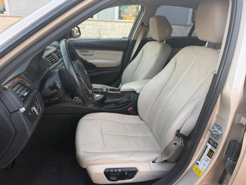 2015 BMW 3 Series 328i