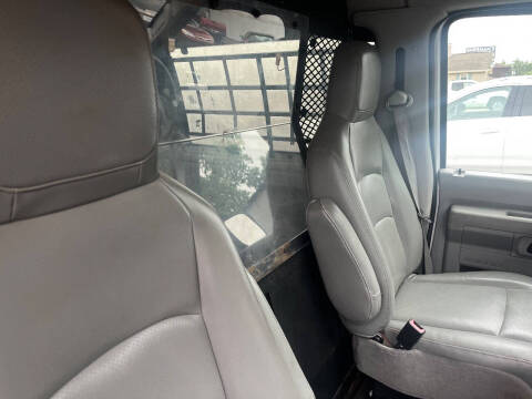 2009 Ford E-Series E-150 XL