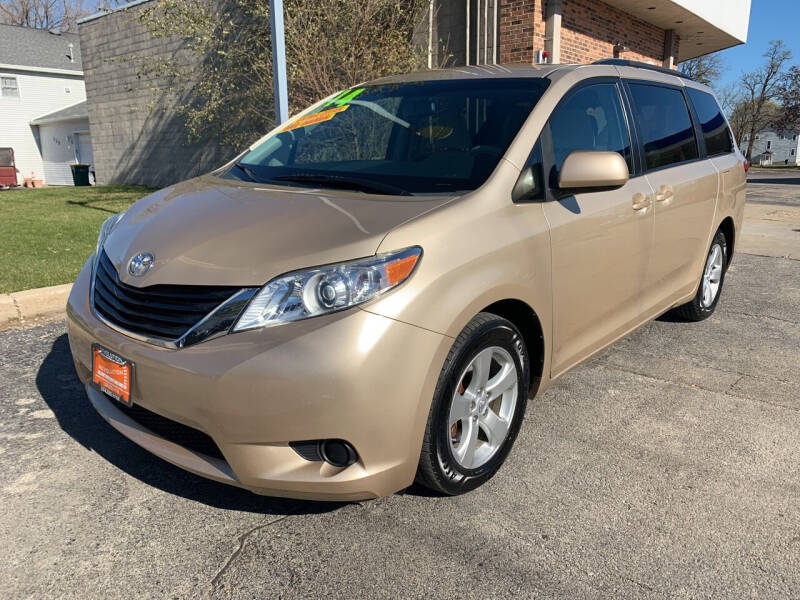 2014 Toyota Sienna for sale at REVOLUTION MOTORS LLC in Waukegan IL