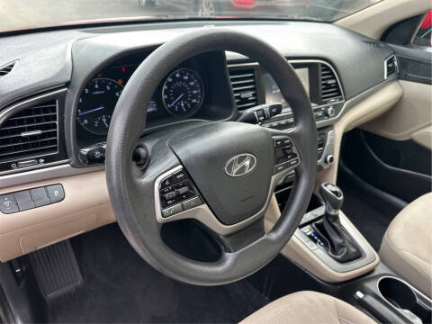 2017 Hyundai Elantra