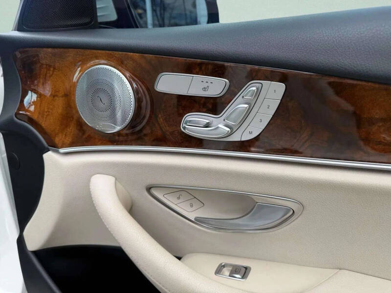 2017 Mercedes-Benz E-Class E 300 4MATIC