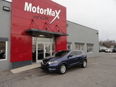 2020 Nissan Rogue Sport for sale at MotorMax of GR in Grandville MI