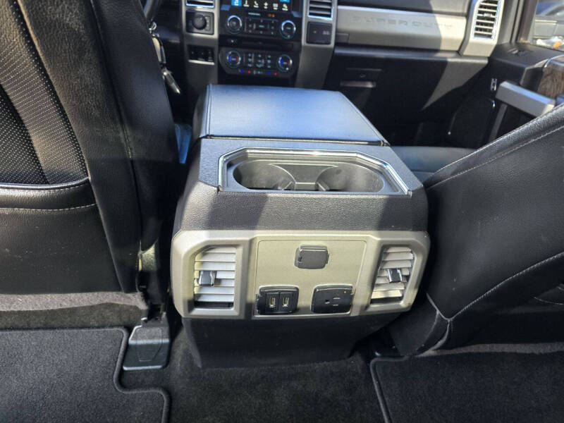 2017 Ford F-250 Super Duty Lariat