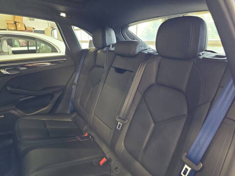 2023 Porsche Macan S