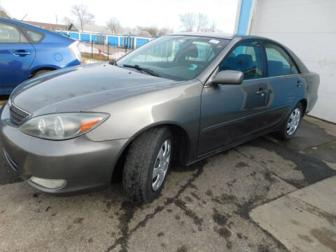 2004 Toyota Camry for sale at Safeway Auto Sales in Indianapolis IN