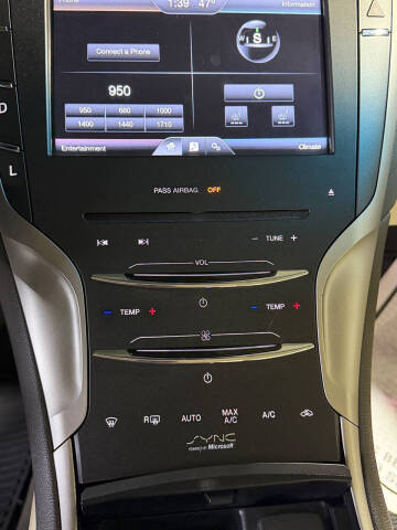 2013 Lincoln MKZ Hybrid