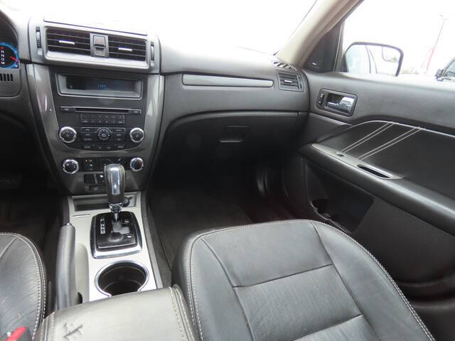 2011 Ford Fusion for sale at Modern Automotive Group LLC in Lafayette, TN