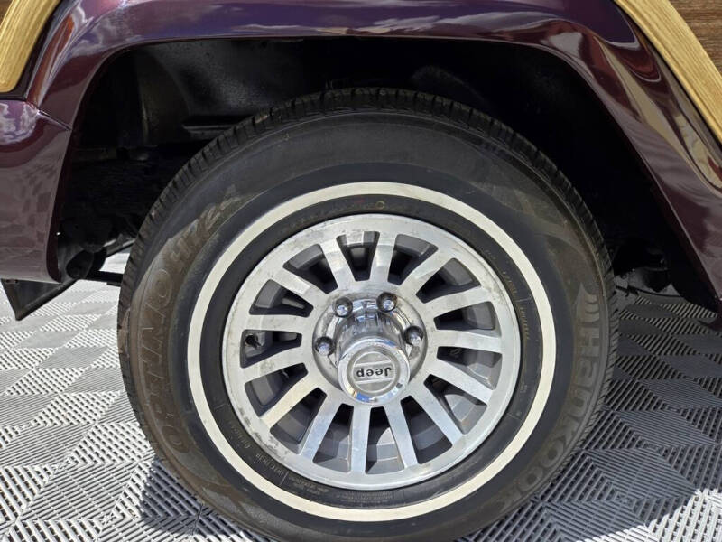 1989 Jeep Grand Wagoneer