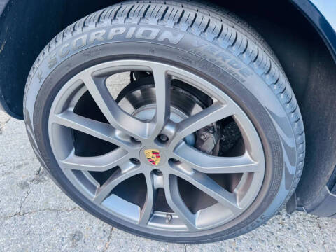 2021 Porsche Cayenne S