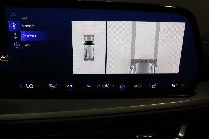 2024 Chevrolet Traverse LS