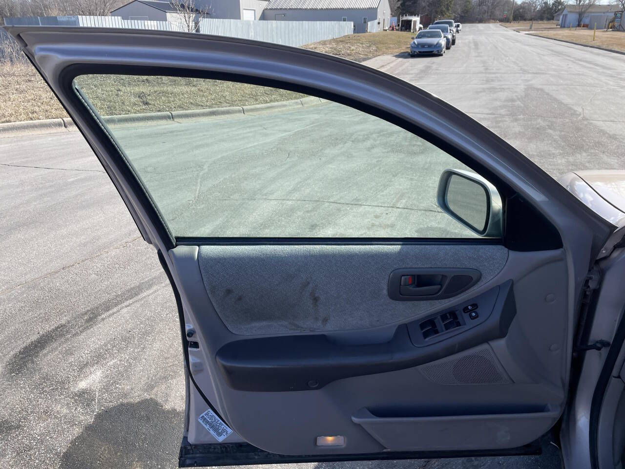 1998 Toyota Avalon for sale at Twin Cities Auctions in Elk River, MN