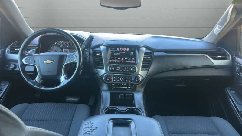 2016 Chevrolet Suburban LS