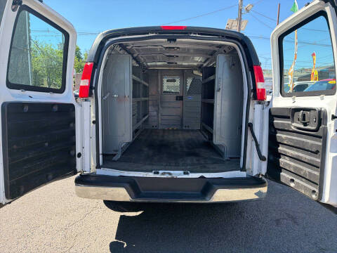 2020 Chevrolet Express 2500