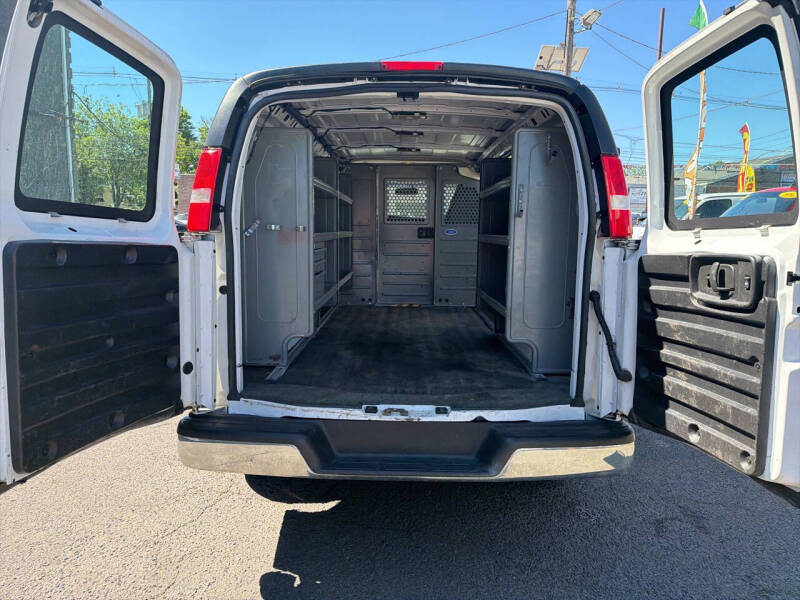 2020 Chevrolet Express 2500