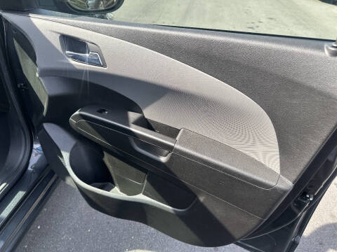 2019 Chevrolet Sonic LT Auto