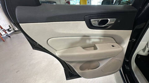 2023 Volvo XC60 B5 Core