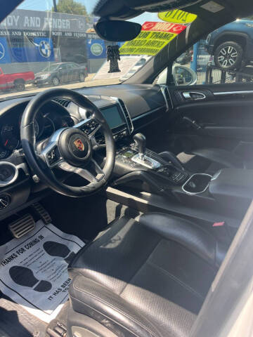 2016 Porsche Cayenne S