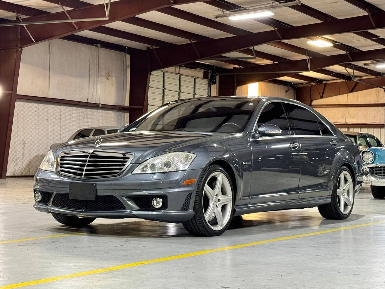 2008 Mercedes-Benz S-Class for sale at Carnival Car Company in Victoria, TX