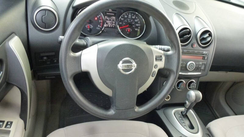 2013 Nissan Rogue SV w/SL Package