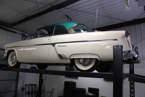 1954 Ford Crestline
