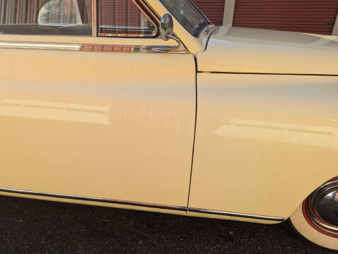 1948 Packard Super Eight Victoria