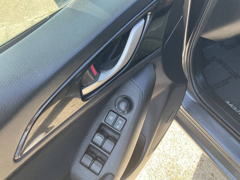 2015 Mazda MAZDA3 i Touring