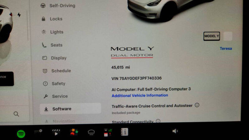 2023 Tesla Model Y Performance
