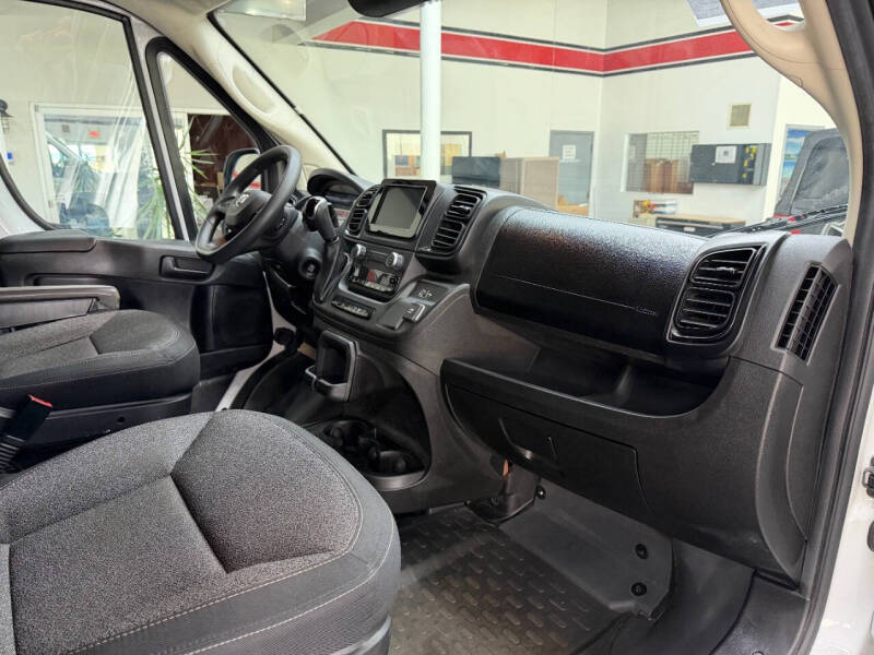 2025 RAM ProMaster