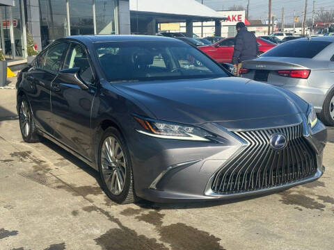 2019 Lexus ES 300h