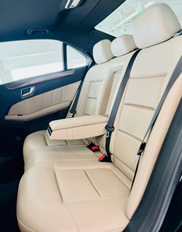 2012 Mercedes-Benz E-Class E 350 BlueTEC Luxury