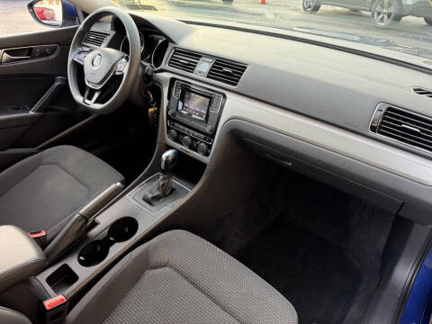 2017 Volkswagen Passat 1.8T S