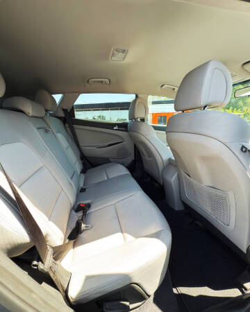 2018 Hyundai Tucson SE