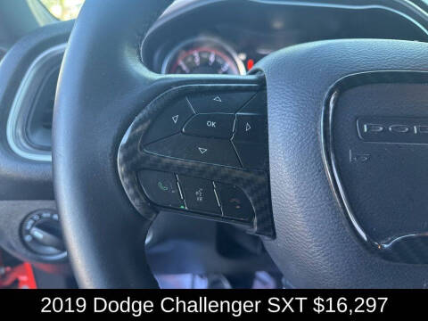 2019 Dodge Challenger SXT
