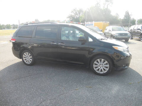 2012 Toyota Sienna XLE 7-Passenger