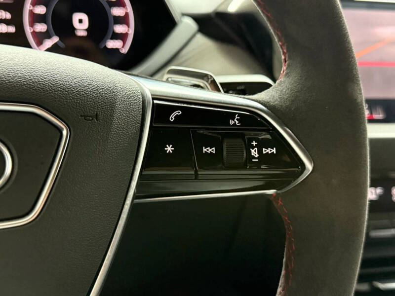 2022 Audi RS e-tron GT quattro