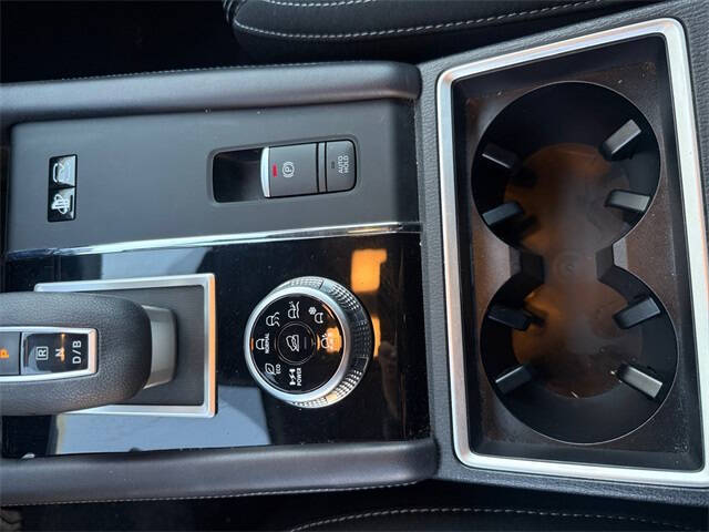 2023 Mitsubishi Outlander PHEV ES