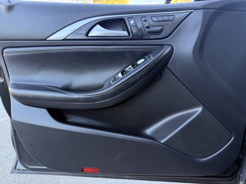 2018 Infiniti QX30 Premium