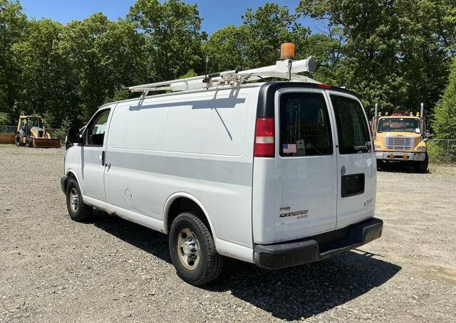 2011 Chevrolet Express 2500