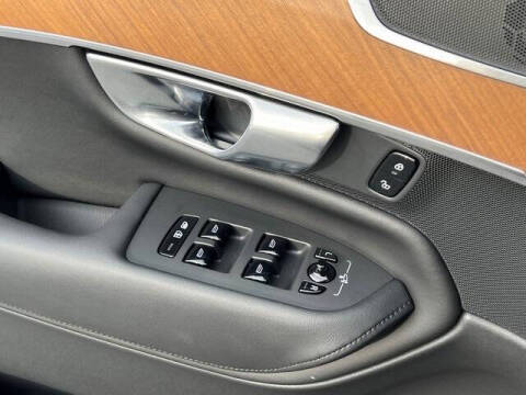 2024 Volvo XC90 B6 Plus Bright Theme 7P