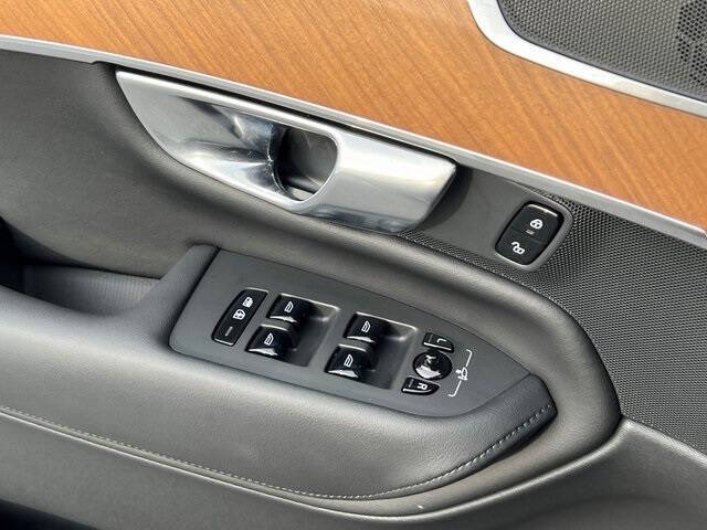 2024 Volvo XC90 B6 Plus Bright Theme 7P