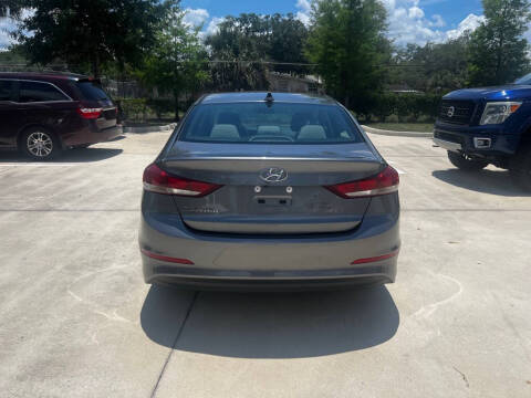 2018 Hyundai Elantra