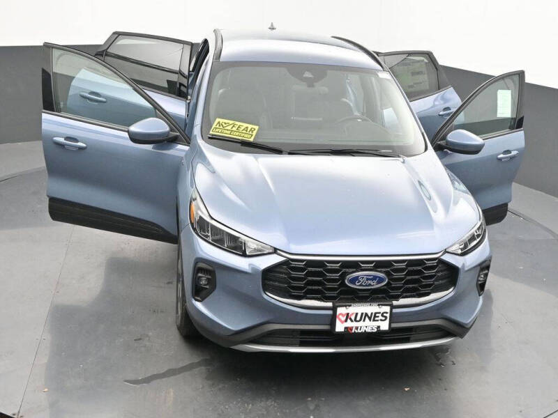 2026 Ford Escape Hybrid ST-Line Select