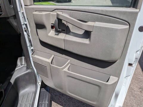 2023 Chevrolet Express LS 3500