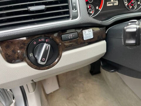 2014 Volkswagen Passat 2.0L TDI SEL Premium