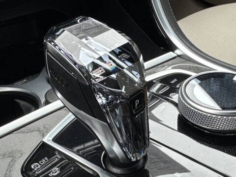 2025 BMW 8 Series 840i