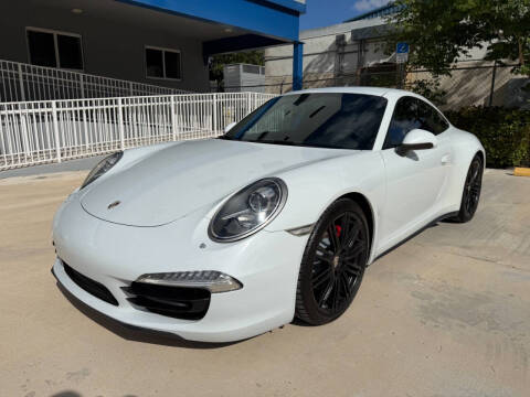 2015 Porsche 911 Carrera 4S