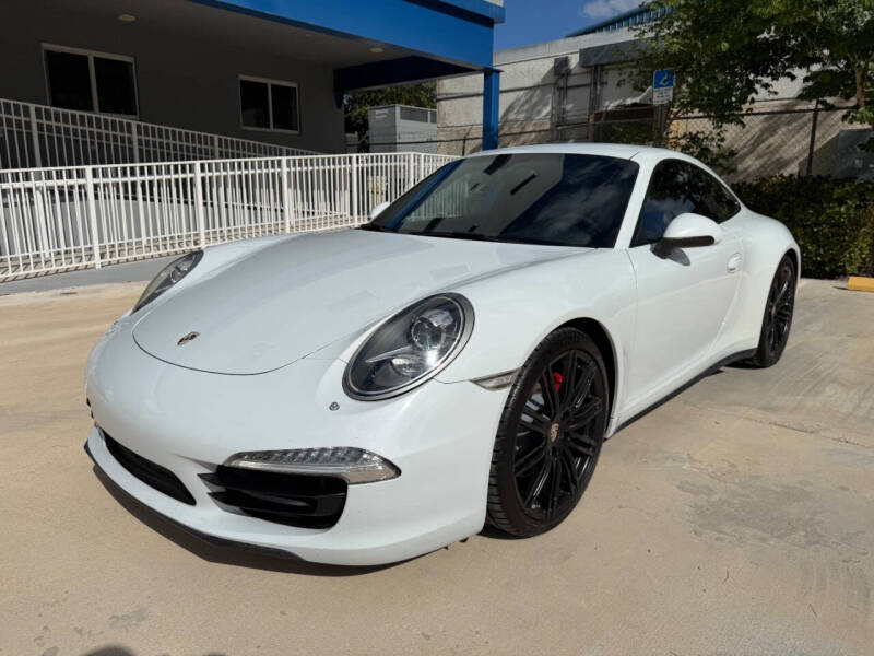 2015 Porsche 911 Carrera 4S