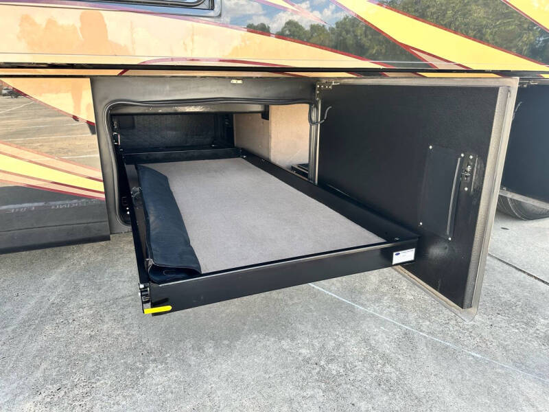 2017 Entegra Anthem 44b 1.5 Bath, 450hp Dies